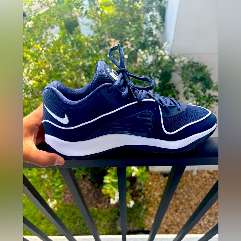 NIKE KD 16 TB NAVY BLUE WHITE KEVIN DURANT BASKETBALL SHOES (SIZE 9.5)